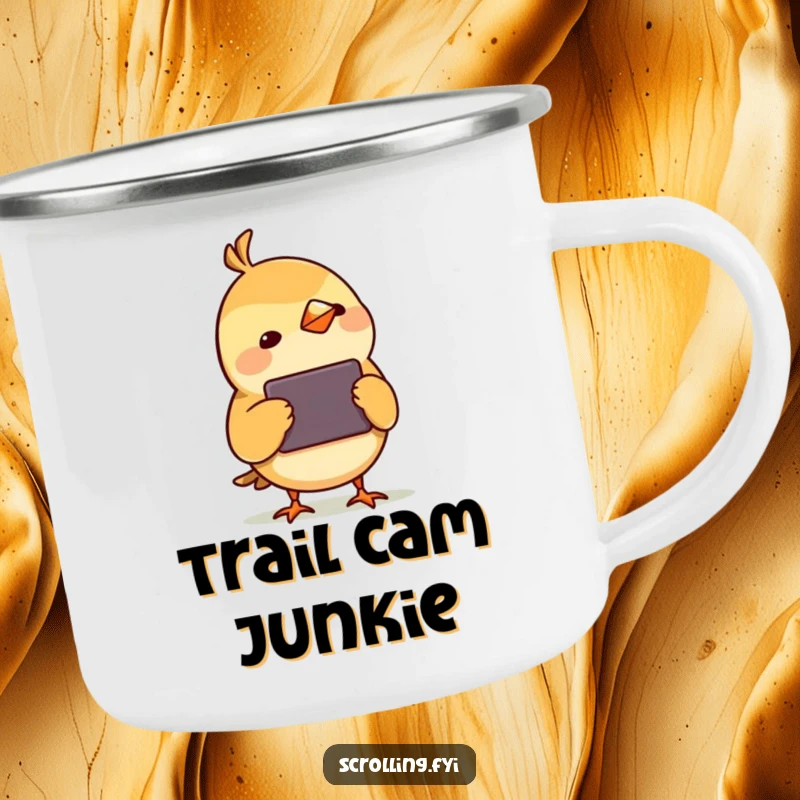 Funny Bird Watching Device Camping Mug: A rugged mug showcasing a small bird curiously tilting its head while watching a screen, for adventuring laughs.